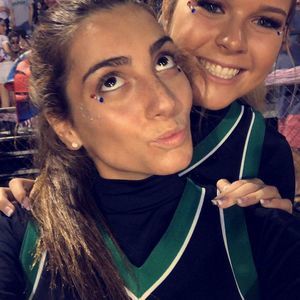 Meet your Posher, Olivia